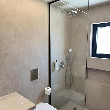 Lejlighed Of The Muses *